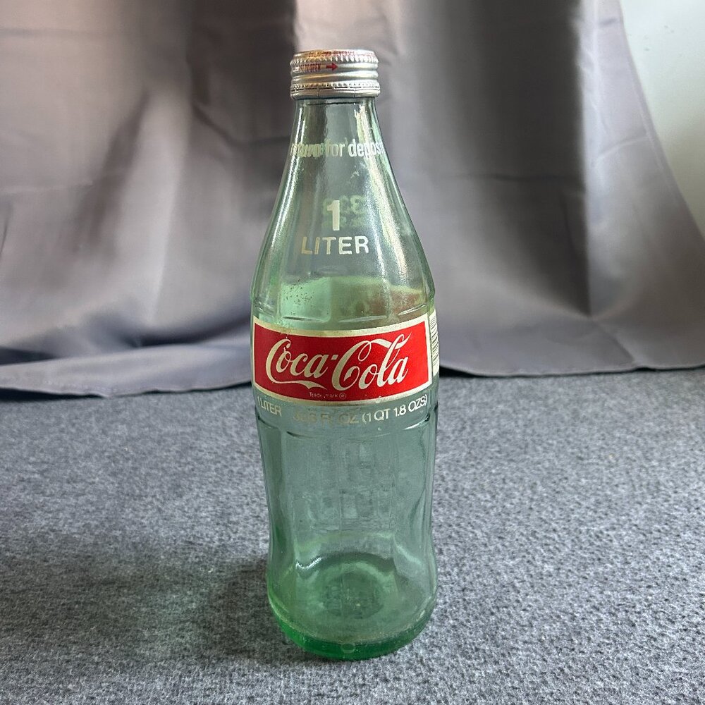 Vintage Coca Cola 1 Liter Glass‎ Bottle W/ Cap Return For Deposit Green